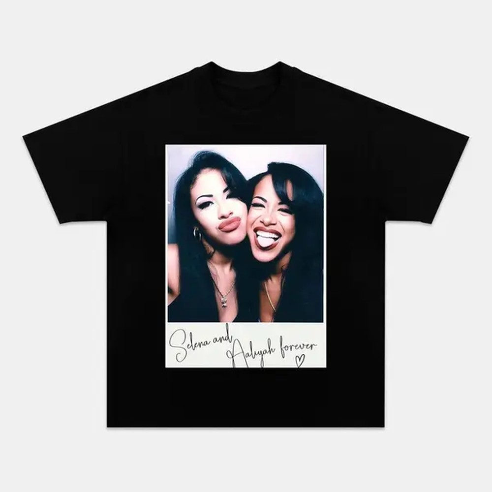 Street Fashion Magazine - Men's Casual Streetwear T-Shirt with Selena