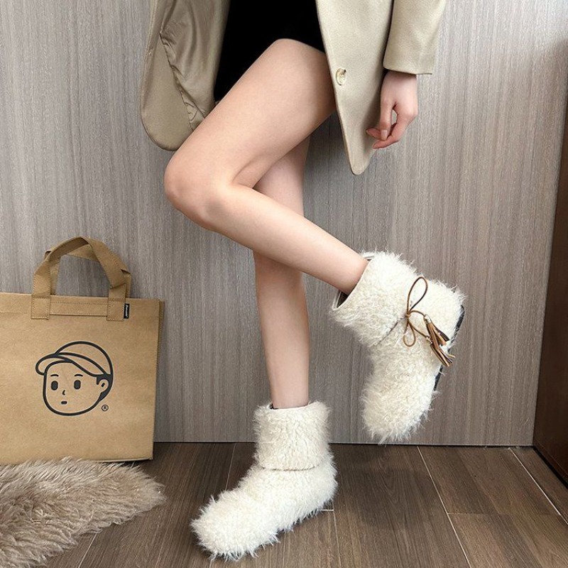 Street Fashion Online - Solid Color Fleece-Lined White Ladies Shoes