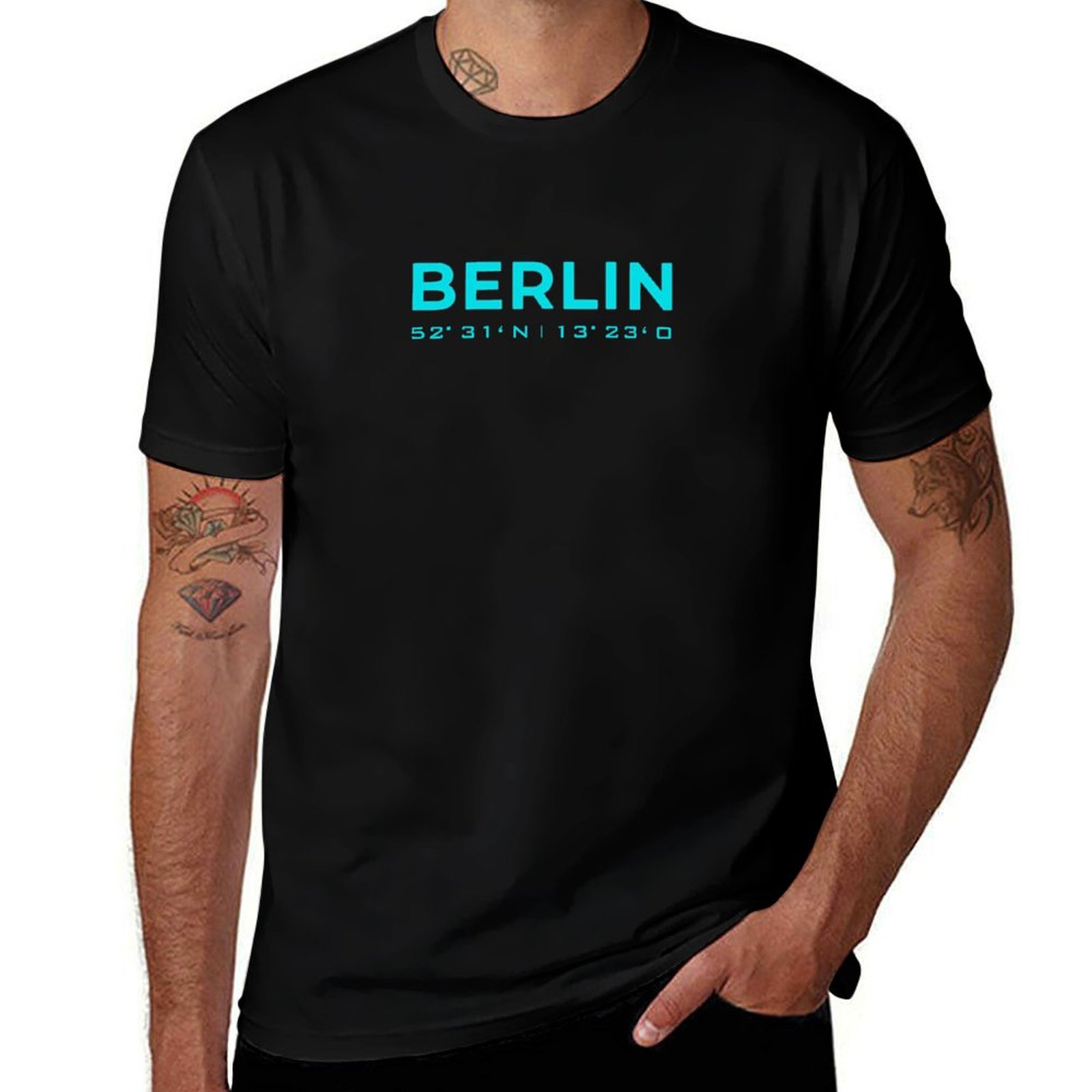 Street Fashion Berlin - Home Berlin with coordinates in blue