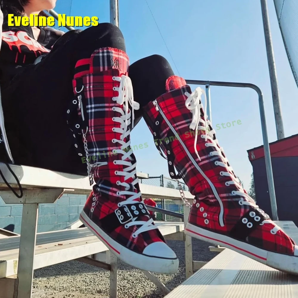 Heart Shaped Buckle Platform B - огляд і ціна Street Fashion Trends 2025