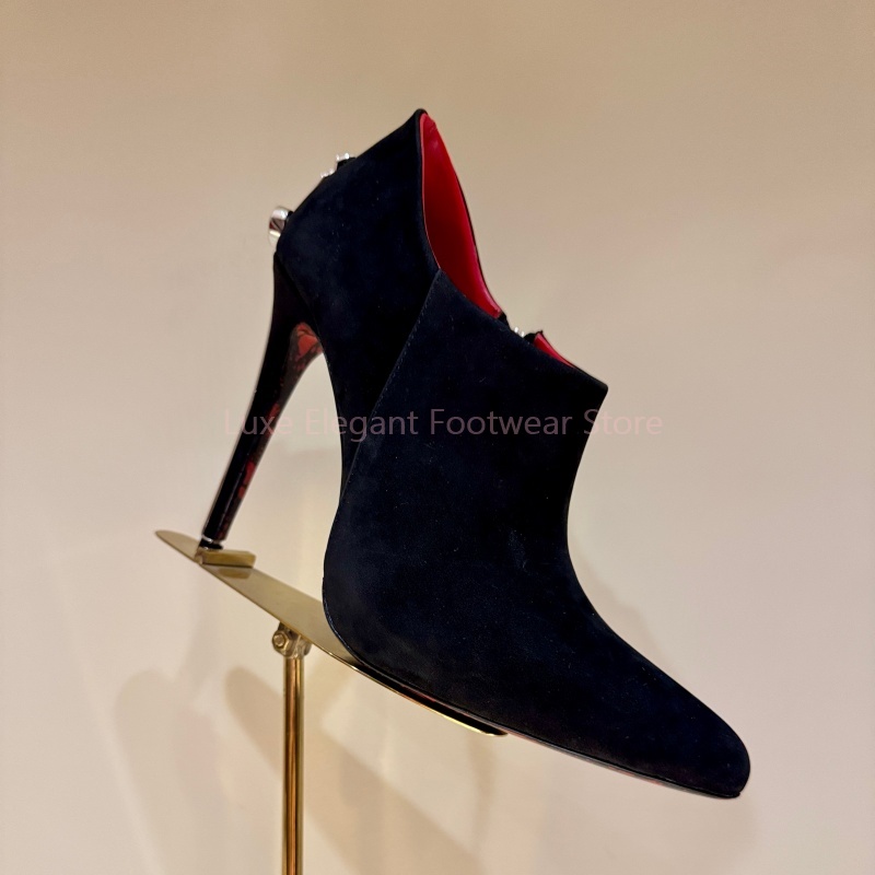 Black Suede Sword Shaped Point - огляд і ціна Street Fashion Dress