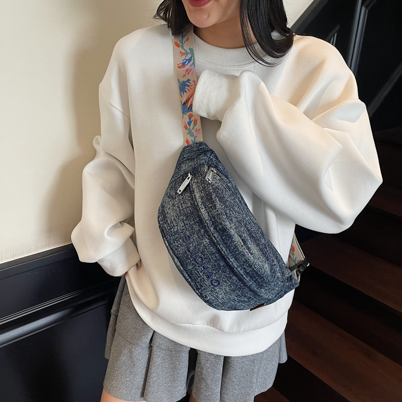 Denim Blue Chest Bags For Wome - огляд і ціна Street Fashion Trends 2025